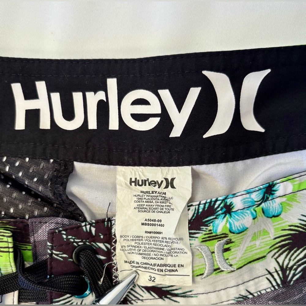 Hurley Gray Black Camo Swim Trunks with Lime Trim - Sz 32 - Picture 7 of 7